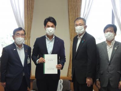 県議会への要望活動のようす