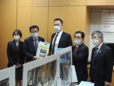 内閣人事局での要望の様子