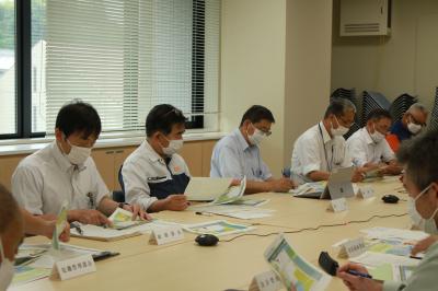 本部会議の様子