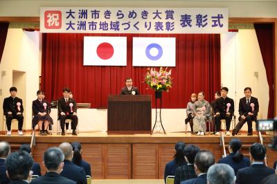 挨拶する二宮市長