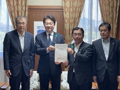 記念撮影の様子