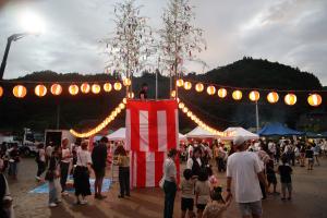 盆踊り