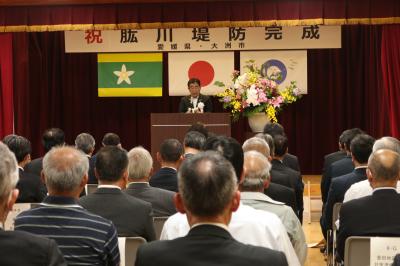 挨拶する二宮市長