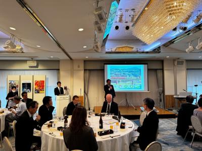 挨拶する二宮市長