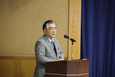 挨拶する二宮市長