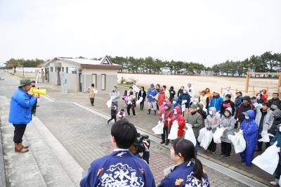 挨拶する二宮市長