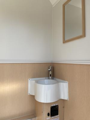 トイレ手洗い場写真