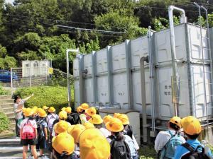 貯水槽の見学