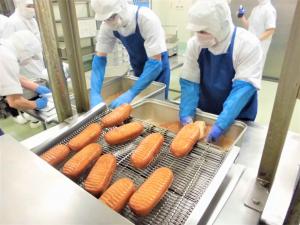 揚がったコッペパン