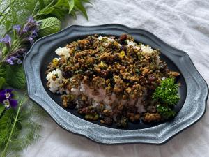 ひき肉とバジルのドライカレー