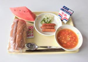 6月18日のスイカの給食献立の写真