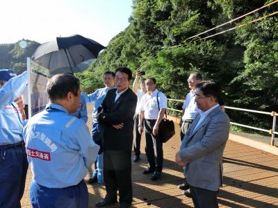 ９月２３日　山本順三議員視察