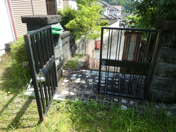 門