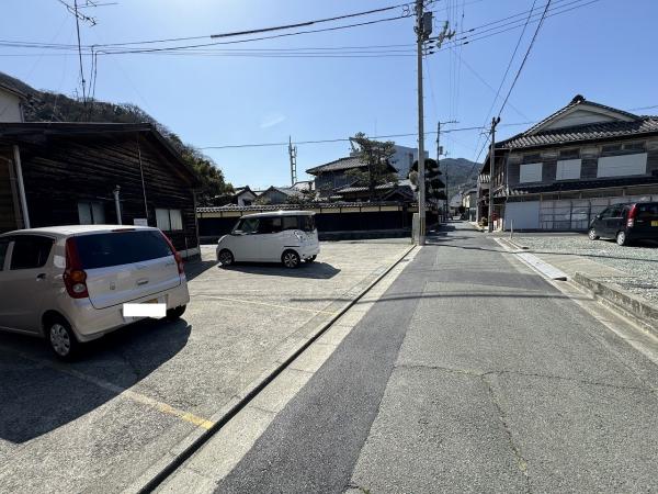 進入路①