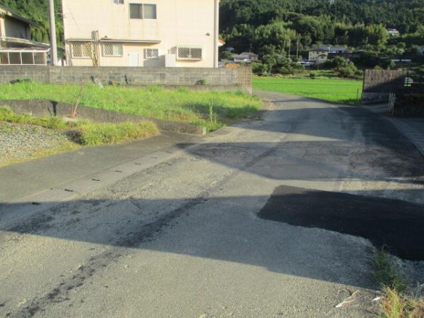 進入路①