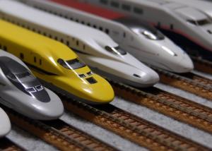 昔から今の新幹線が勢ぞろい